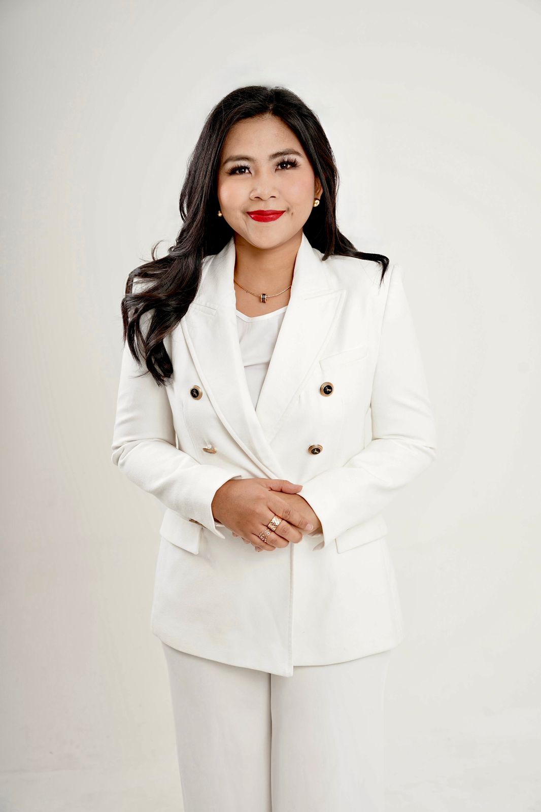 Poppy Cut Rahmasuci Managing Partner